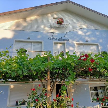 Villa Lauda B&B Rimini Exteriör bild