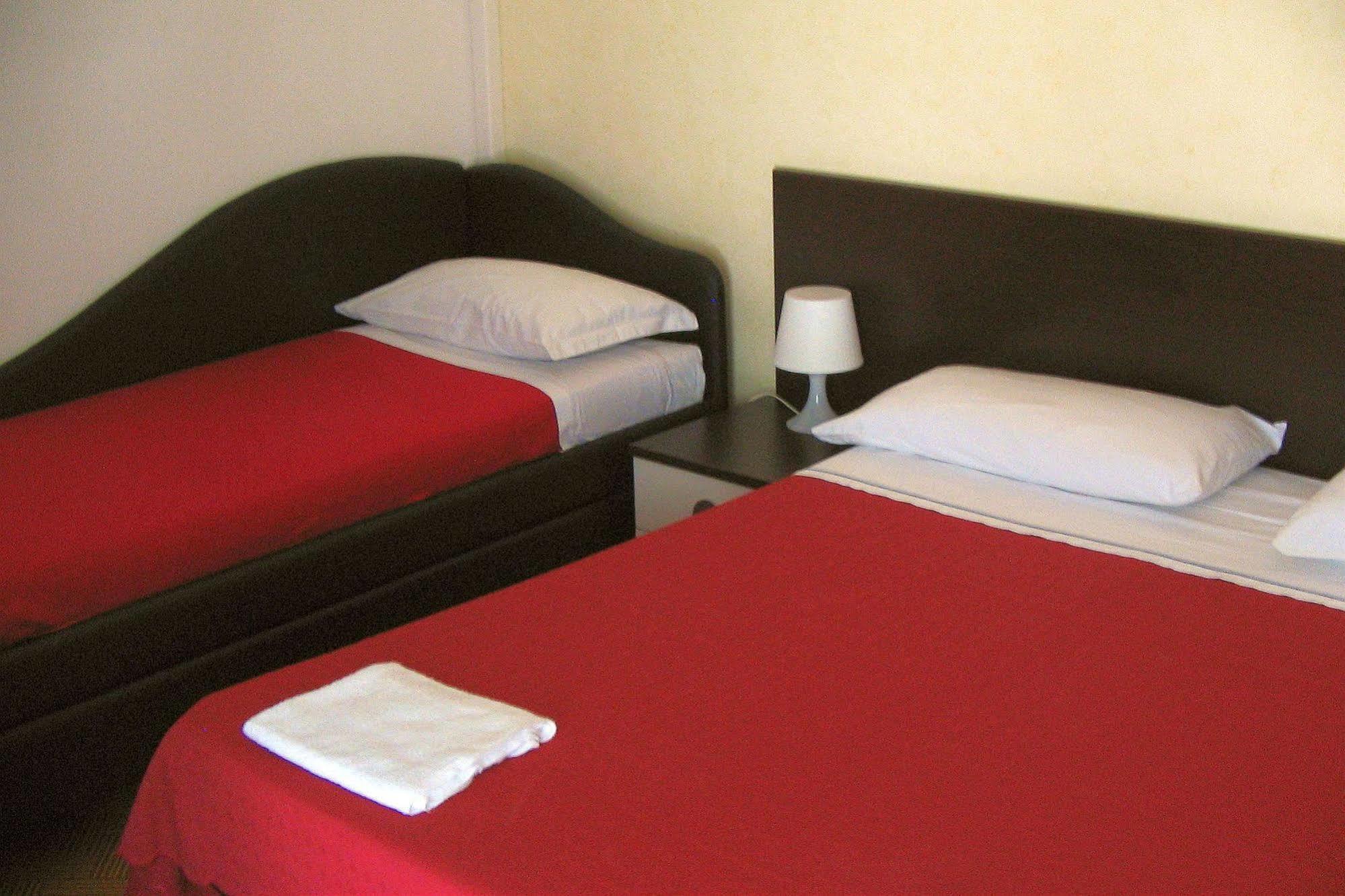 Villa Lauda B&B Rimini Exteriör bild
